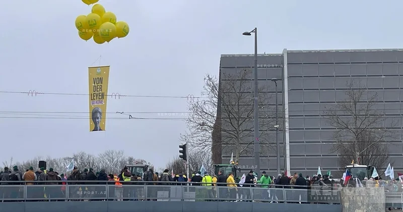 Обсуждения по вотуму недоверия ЕК продолжились протестами фермеров в Страсбурге