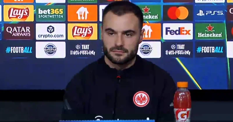 В "Айнтрахте" назвали матч с "Карабахом" решающим