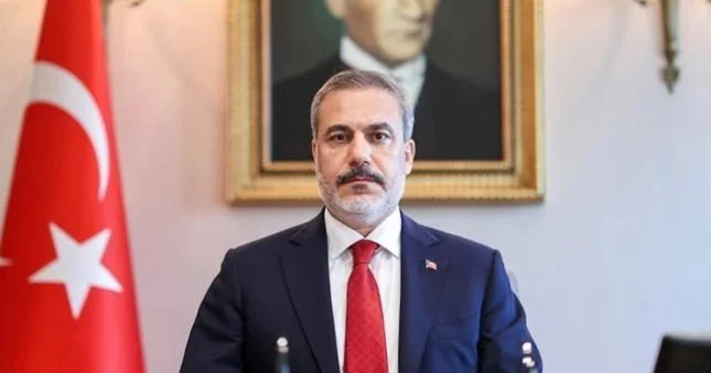 Hakan Fidan pakistanlı həmkarı ilə telefonla danışıb