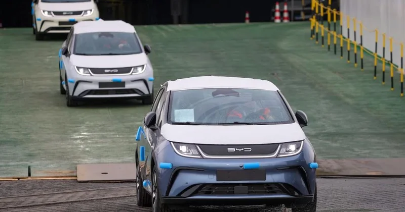 Çin avtomobilləri Polşa hərbi obyektlərindən kənarlaşdırılır Pekin etiraz edir!