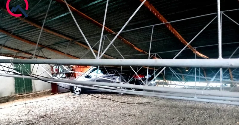 Güclü qar talvarı uçurdu Maşınlar əzildi Fotolar