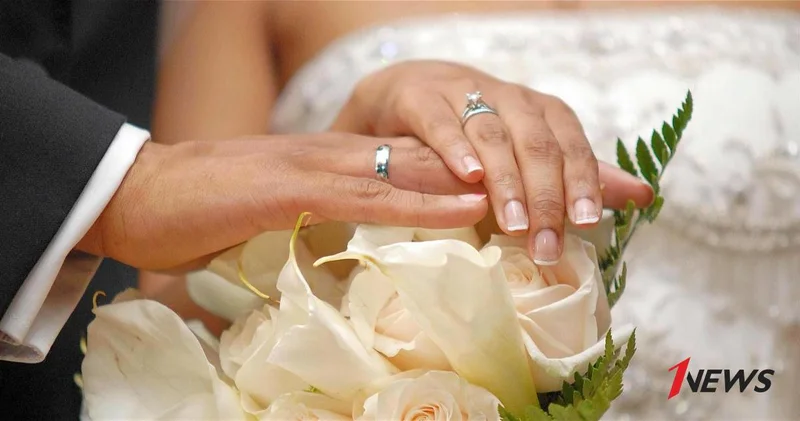 Токаев: в Казахстане нужно закрепить брак как союз мужчины и женщины