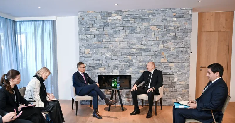 Алиев встретился в Давосе со Стуббом ФОТО