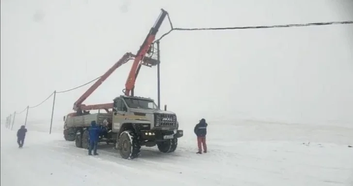 Лерикский район остался без света из за выпавшего снега