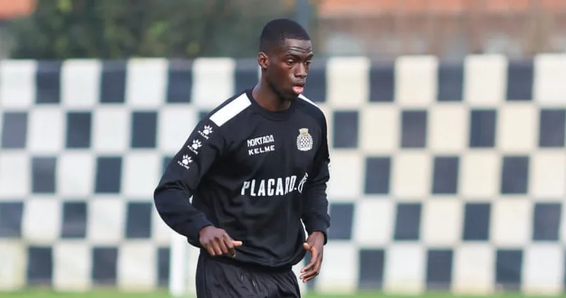 “Kəpəz”dən qovuldu, “Valensiya”nın transfer siyahısına düşdü