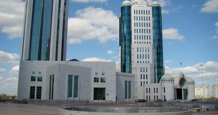 В Казхстане могут переименовать Парламент и расширить полномочия депутатов