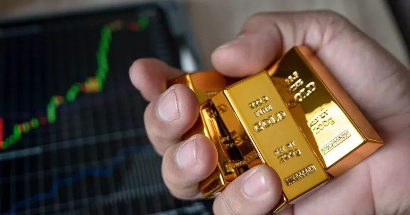 Стоимость золота выросла второй раз за день