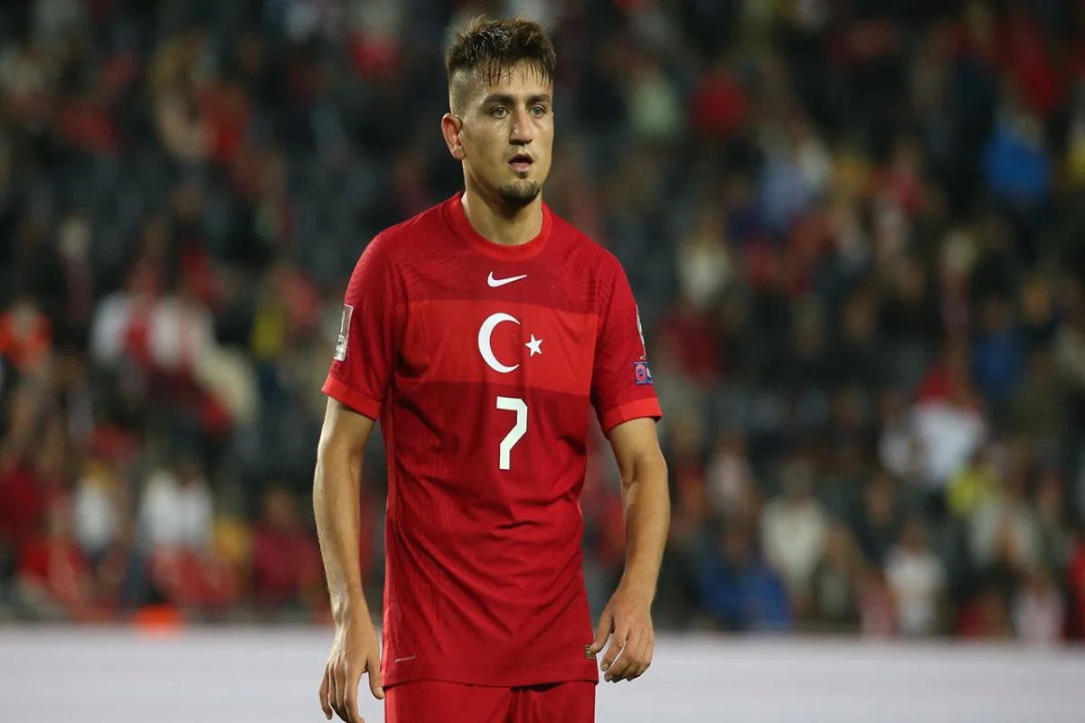 Cengiz Ünder erməni fanatlar barədə: Buna inanan peşəkaram