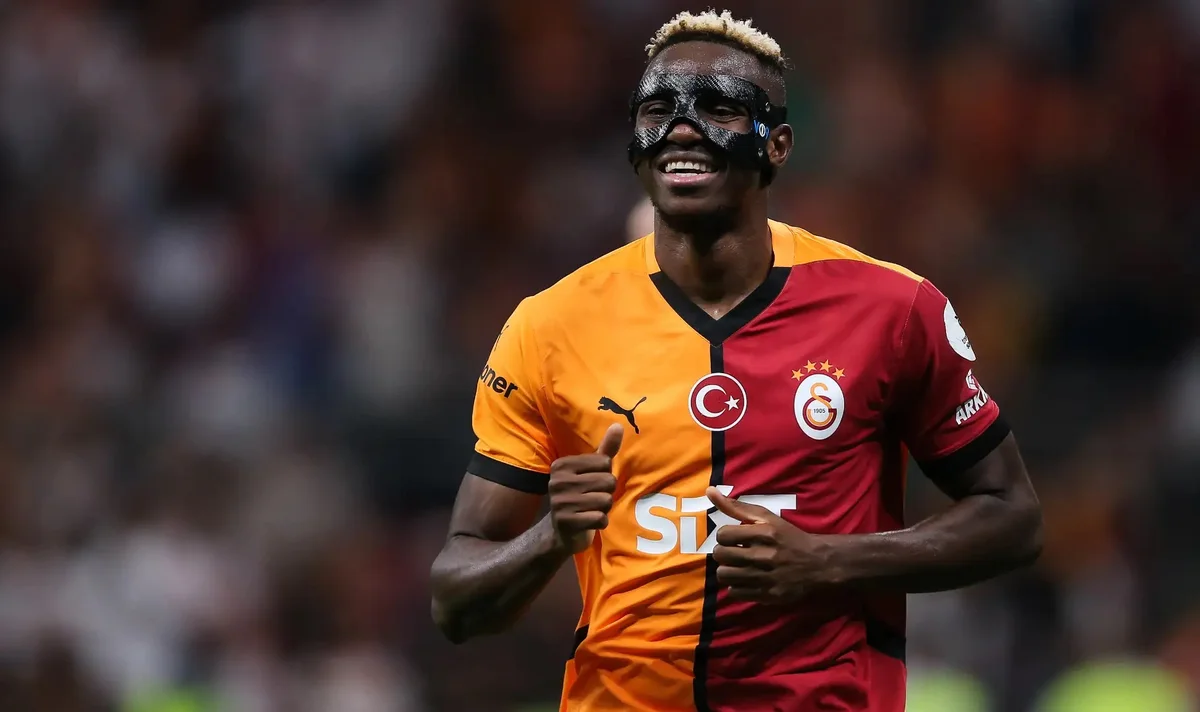 ​ Qalatasaray Osimheni birdəfəlik transfer edə bilər