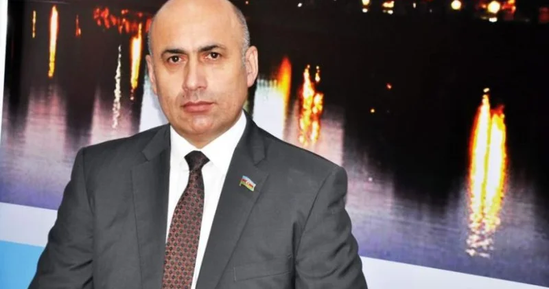 Badamov: Dövlət başçısı xarici səfərdə xalqın iradəsini təmsil edir