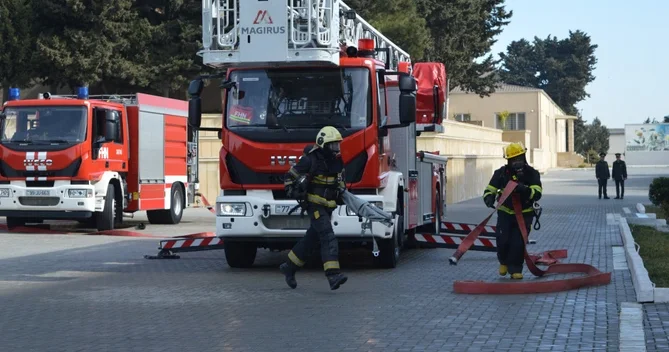 FHN Cəmşid Naxçıvanski adına Hərbi Liseydə təlim keçirib