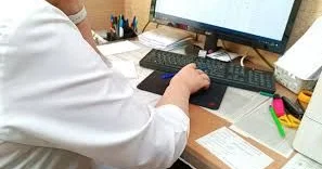 10 ay xəstəxanaya düşə bilməyən qadında xərçəng aşkarlandı