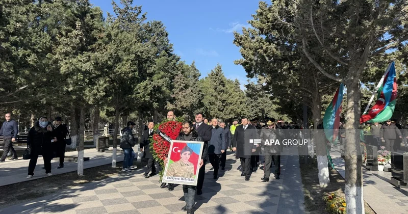 Mehriban Qarayevanın nəşinin qalıqları dəfn edildi FOTOLAR
