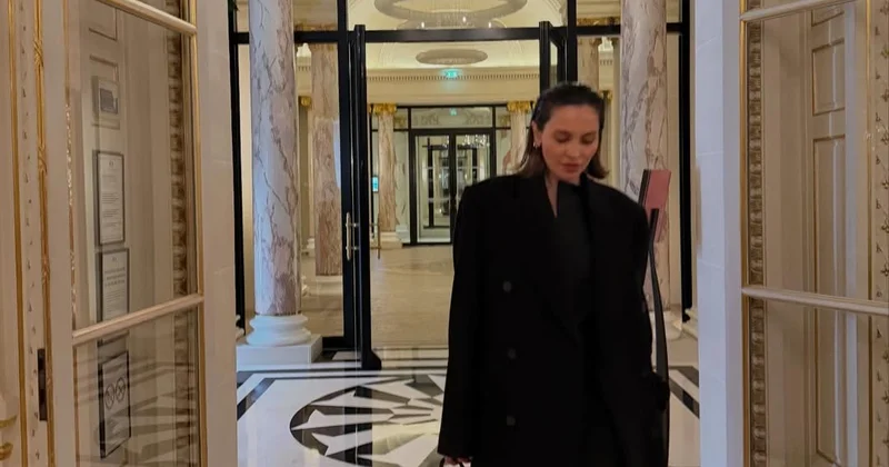 Günay Parisdə ad gününü qeyd etdi