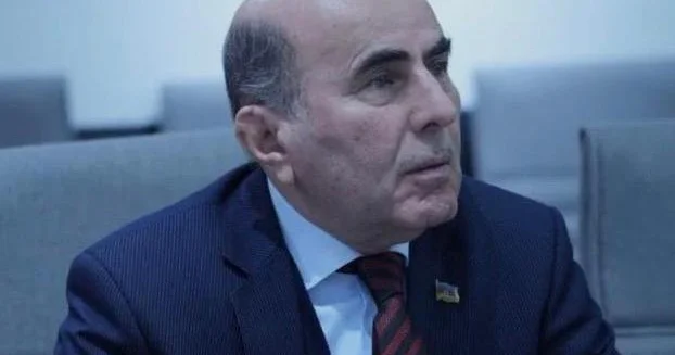 XƏYANƏT ODLU SİLAHDAN TƏHLÜKƏLİDİR...