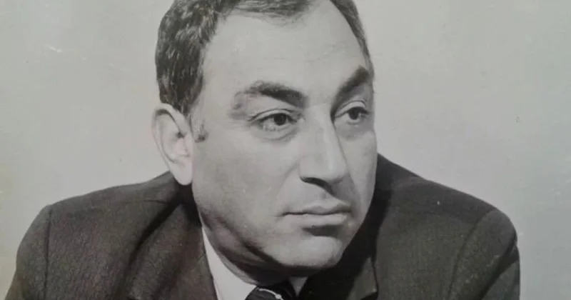 Sənin gözlərinin dərinliyində... Günün şeiri