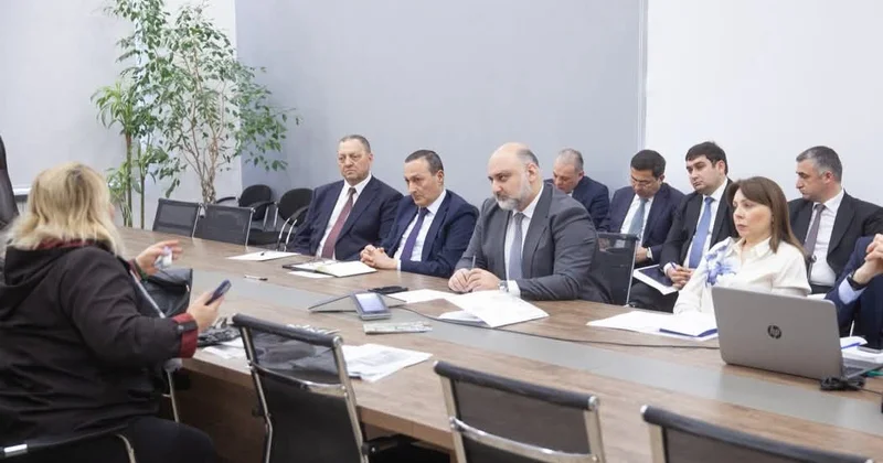 Read Qasımov vətəndaşları qəbul edib KONKRET