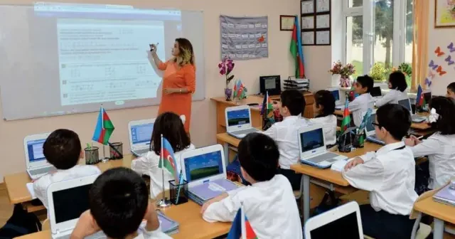 İbtidai təhsil yalnız Azərbaycan dilində olsun TƏKLİF