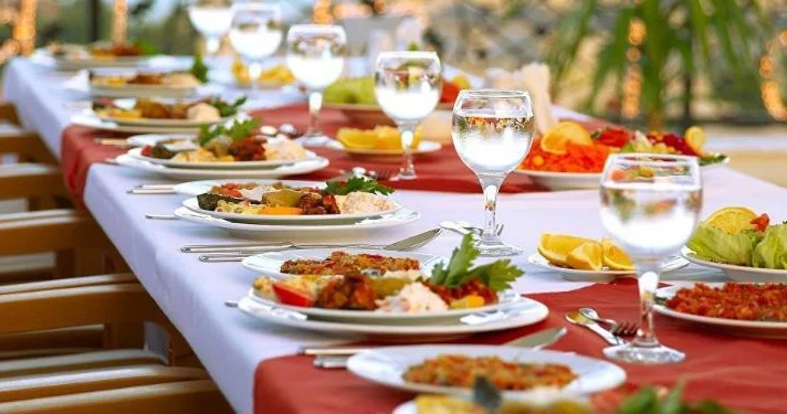 360 min manata iftar süfrəsi! Azərbaycanın bu iki ölkədə təşkil edəcəyi tədbir kəskin bahalaşıb