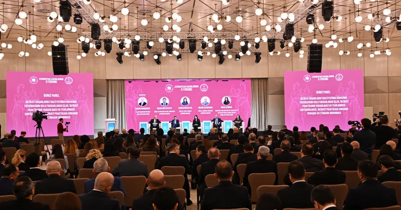 Azəbaycan Hakimlərinin II Forumu çərçivəsində ikinci panel müzakirəsi keçirilib