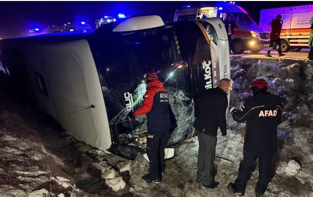 Türkiyədə sərnişin avtobusu aşdı 20 yaralı