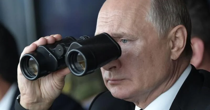“Putin Kremlə çıxışlarını azaldıb: səbəb Xameneinin izlənərək məhv edilməsidir“ “Financial Times“