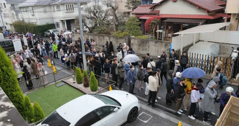 Bu məsciddə bayram namazı beş dəfə qılındı