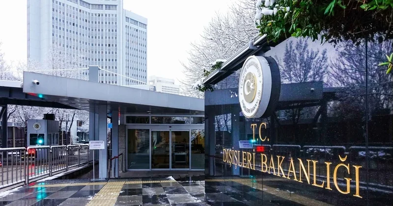 Турция осудила атаку Израиля на юг Сирии