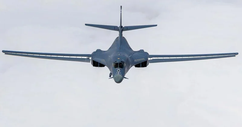 ABŞ bombardmançılarına Aİ hava məkanına giriş qadağan edildi