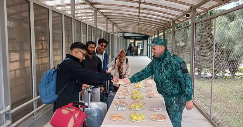 İrandan Azərbaycana 2800 dən çox şəxs təxliyə edilib FOTO