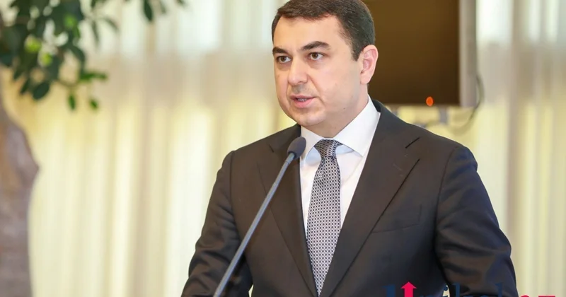 Nazir onu yenidən direktor müavini təyin etdi (FOTO)