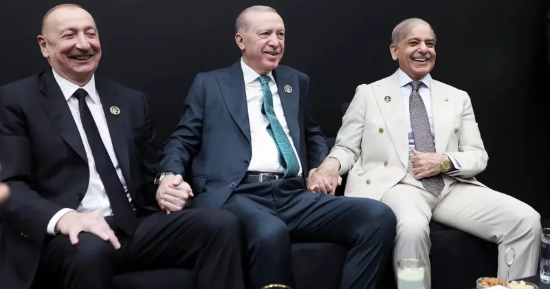 Danışan Foto: Üç liderdən dünyaya səssiz mesaj