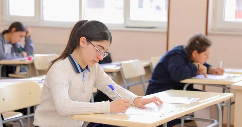 DİM 9 illik buraxılış imtahanında iştirak edən şagirdlərə müraciət etdi