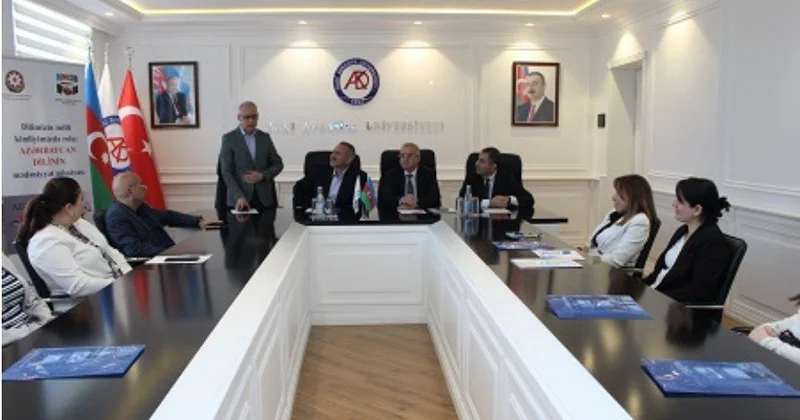 Avrasiya Universitetində ana dilimizin mədəni missiyasına həsr olunan ictimai müzakirə keçirildi FOTOLAR