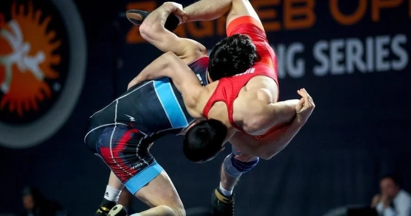 Сборная Азербайджана стартует на чемпионате Европы по борьбе