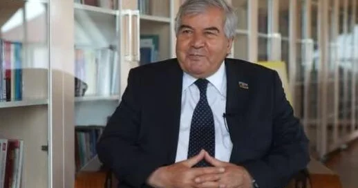 Xalq şairi haqqında elmi tədqiqat əsəri nəşr edildi