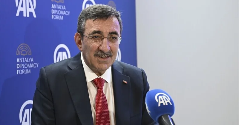 Yılmaz: Türkiyə qeyri müəyyənlik dövründə münaqişələrdən uzaq durur