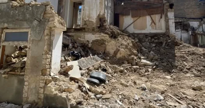 Bakıda söküntü aparılan küçədə təhlükəsizlik tədbirləri görülməyib MEMAR FOTO
