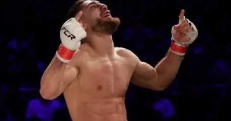 MMA döyüşçüsü Əli Quliyevdən növbəti qələbə