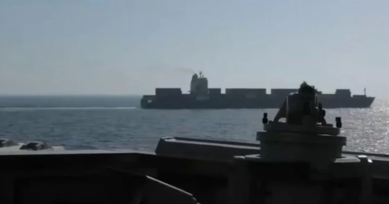 Иранские военные объяснили, почему не сопротивлялись захвату судна американцами Minval Politika
