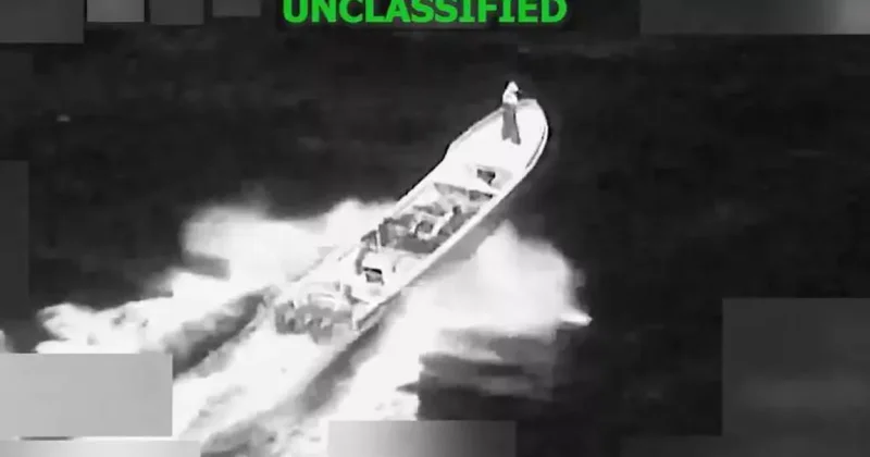 США топят наркоторговцев в Карибском море: Есть погибшие ВИДЕО