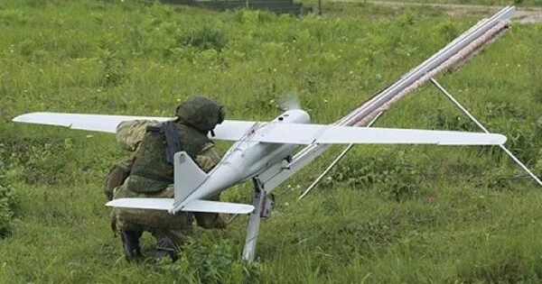 Rusiya əsas kəşfiyyat dronunu nümayiş etdirdi