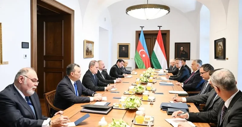 Azərbaycan bir neçə etibarlı boru kəməri mənbələrindən biri kimi meydana çıxıb