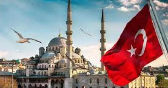 Türkiyəyə turistlərin az getməsinin səbəblərindən biri qiymətlərin yüksək olmasıdır
