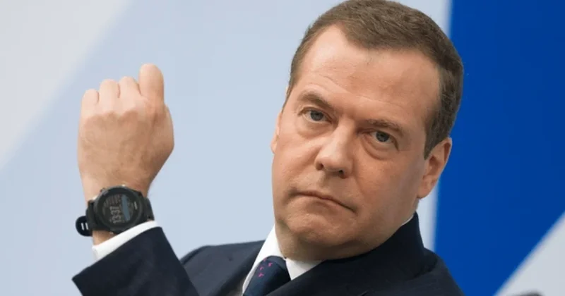 Bəşəriyyət qlobal fəlakətin astanasındadır Medvedev