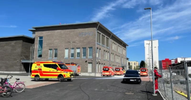 Finlandiyada canlı yayımda məktəbə silahlı hücum: Şagirdlər yaralanıb