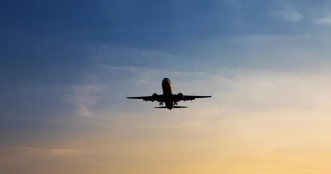 Venesuela Kolumbiya ilə aviareysləri dayandırdı