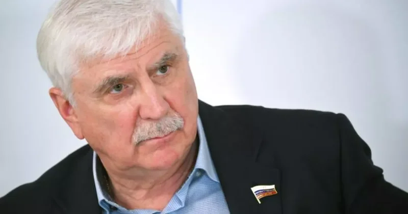 В Госдуме обратились к Еревану из за скандального плаката с Путиным