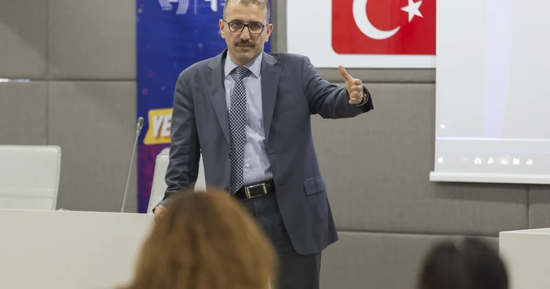 Cihangir İşbilir: “Ailə dəyərlərini qorumaq üçün birgə səy göstərməliyik”