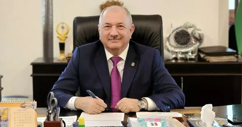 İcra başçısı bəzi işçiləri vəzifəsindən azad etdi